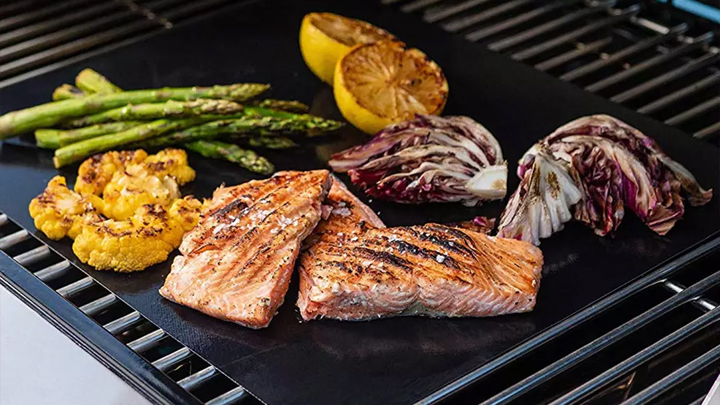 Choosing the Best Grill Mats in 2021